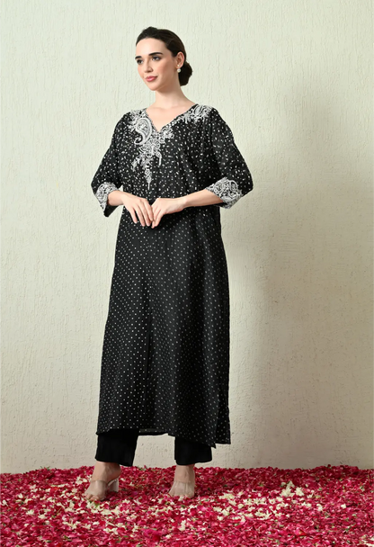 Black Kaftan