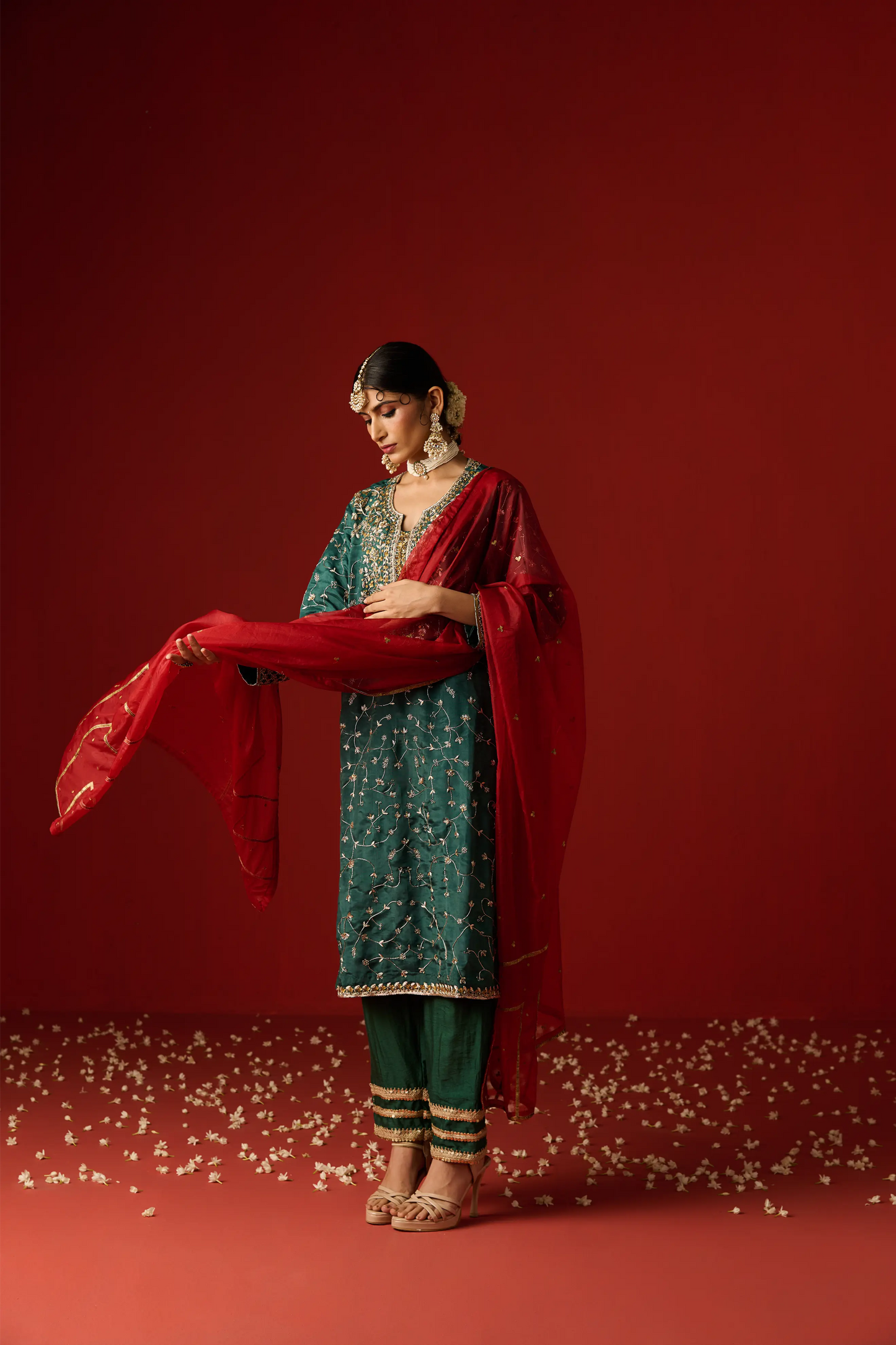 Emerald Green Opara Silk Hand Embroidered Kurta Set